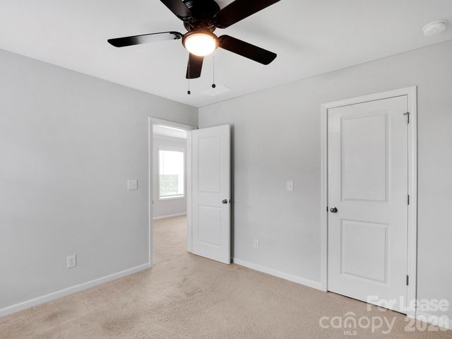 1034 Lyndon Station Drive, Pineville, NC 28134