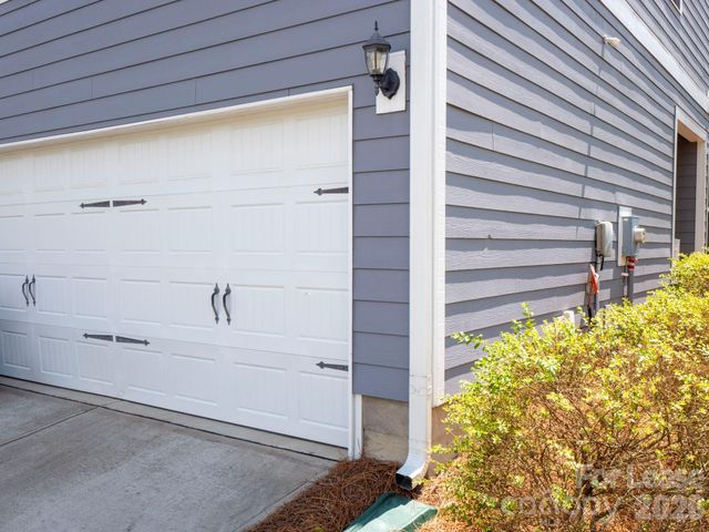 1034 Lyndon Station Drive, Pineville, NC 28134