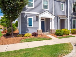 1034 Lyndon Station Drive, Pineville, NC 28134