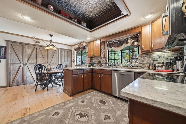 23140 Shake Ridge Rd, Volcano, CA 95689