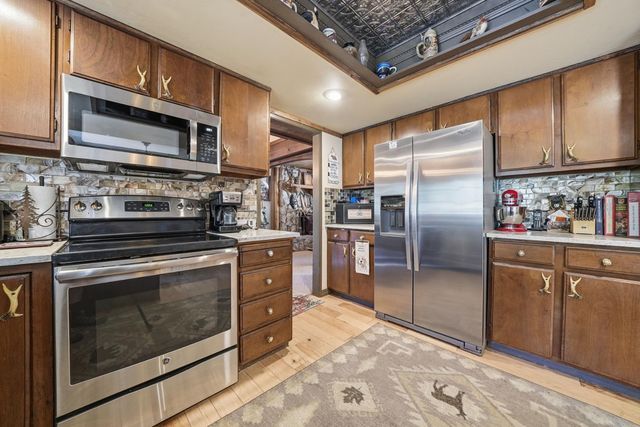 23140 Shake Ridge Rd, Volcano, CA 95689