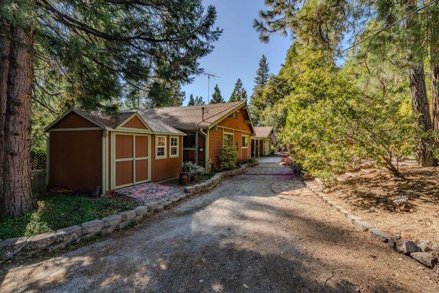 23140 Shake Ridge Rd, Volcano, CA 95689