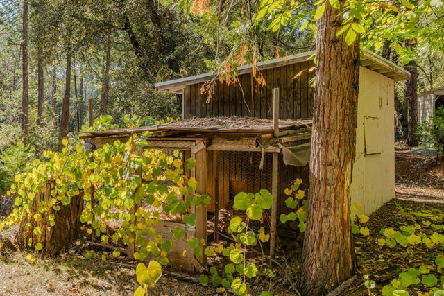 23140 Shake Ridge Rd, Volcano, CA 95689