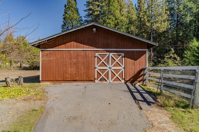 23140 Shake Ridge Rd, Volcano, CA 95689