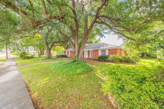 403 Barrilleaux Street, Lockport, LA 70374