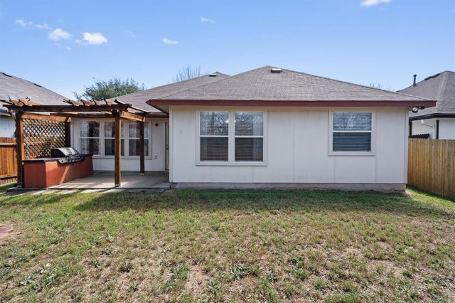 510 Red Tails DR NE, Austin, TX 78725