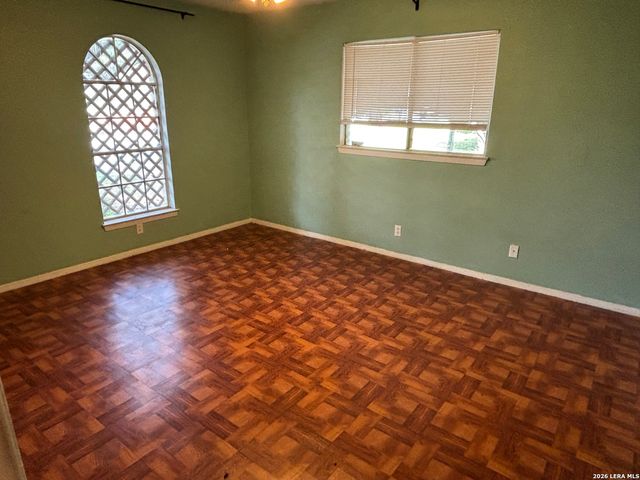 4918 PELICAN LN, San Antonio, TX 78217