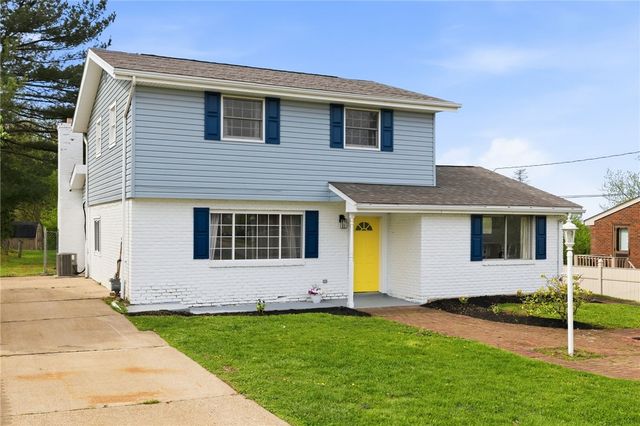 126 Hereford Dr, North Fayette, PA 15071
