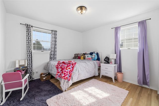 126 Hereford Dr, North Fayette, PA 15071