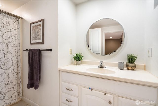1573 NW 90th Street, Seattle, WA 98117
