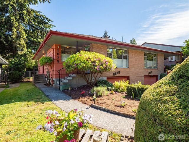 1573 NW 90th Street, Seattle, WA 98117