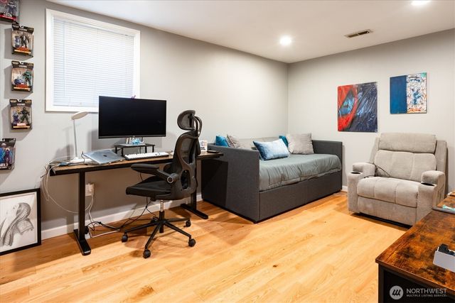 1573 NW 90th Street, Seattle, WA 98117