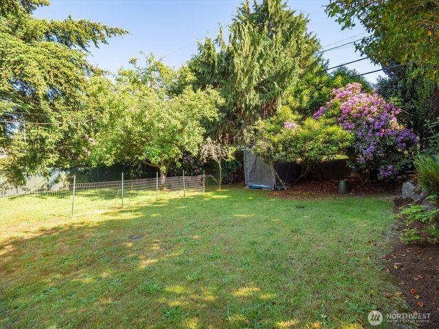 1573 NW 90th Street, Seattle, WA 98117