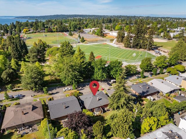 1573 NW 90th Street, Seattle, WA 98117