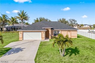 4409 Jacaranda PKWY W, Cape Coral, FL 33993