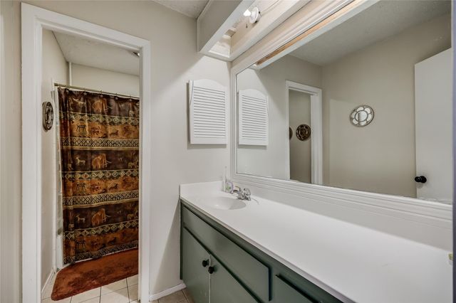 1807 Briar Hill DR A & B, Austin, TX 78741