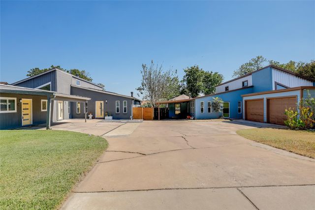 1807 Briar Hill DR A & B, Austin, TX 78741