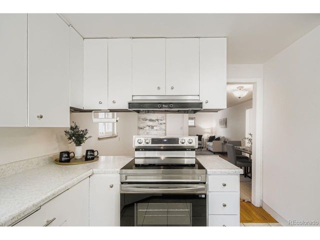 6150 Carr St, Arvada, CO 80004