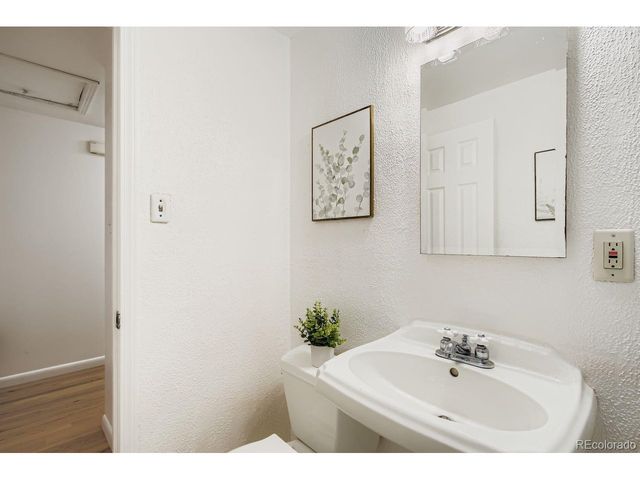 6150 Carr St, Arvada, CO 80004