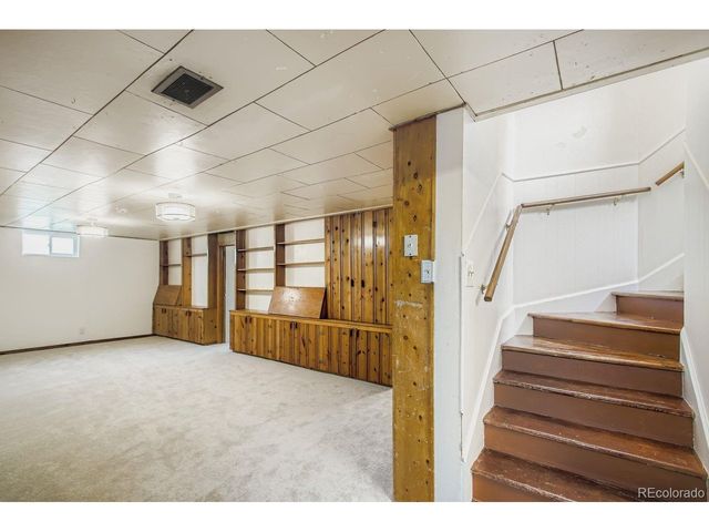 6150 Carr St, Arvada, CO 80004