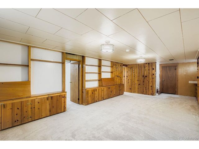 6150 Carr St, Arvada, CO 80004