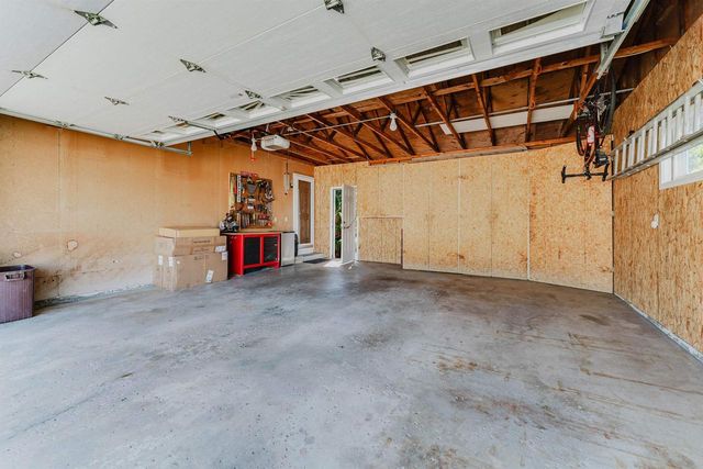 841 ECKARDT COURT, Oshkosh, WI 54902