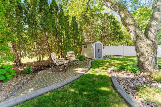 841 ECKARDT COURT, Oshkosh, WI 54902