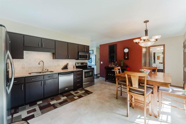 841 ECKARDT COURT, Oshkosh, WI 54902