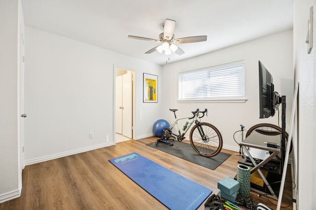 1720 Acorn Lane, Hurst, TX 76054