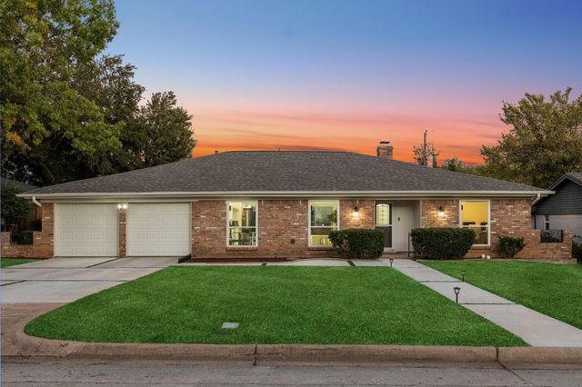 1720 Acorn Lane, Hurst, TX 76054