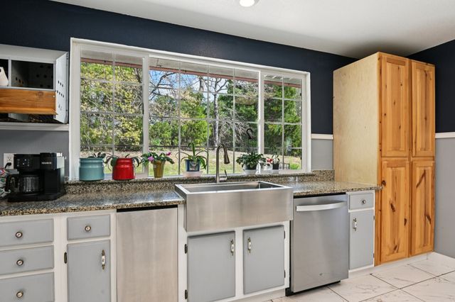 15200 US Highway 175 W, Eustace, TX 75124