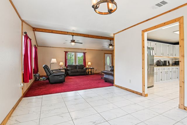 15200 US Highway 175 W, Eustace, TX 75124