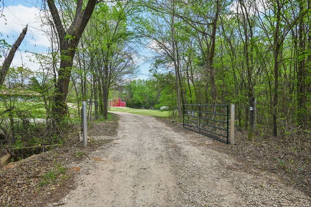 15200 US Highway 175 W, Eustace, TX 75124