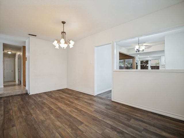 4504 Palos Verdes Drive, Mesquite, TX 75150