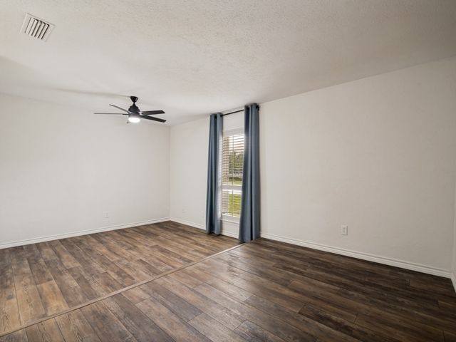 4504 Palos Verdes Drive, Mesquite, TX 75150