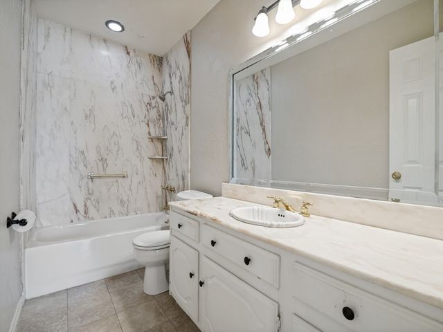 4504 Palos Verdes Drive, Mesquite, TX 75150