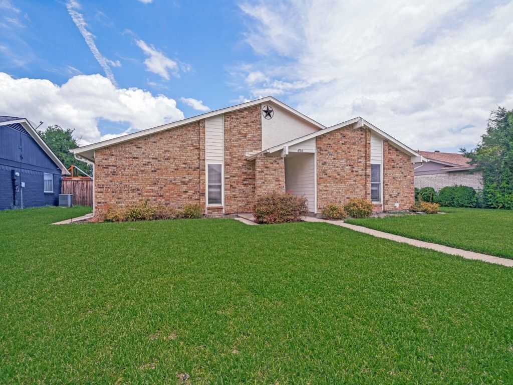 4504 Palos Verdes Drive, Mesquite, TX 75150