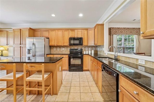 5330 Kings Hill Drive, Cumming, GA 30040