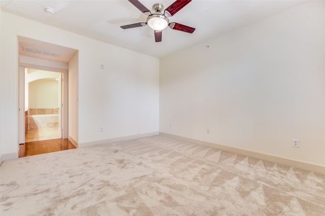 3818 Holland Avenue 206, Dallas, TX 75219