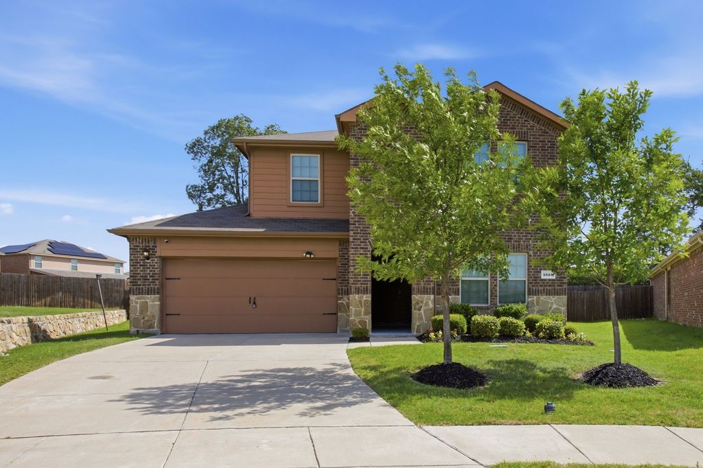 1328 Broaddus Road, Forney, TX 75126