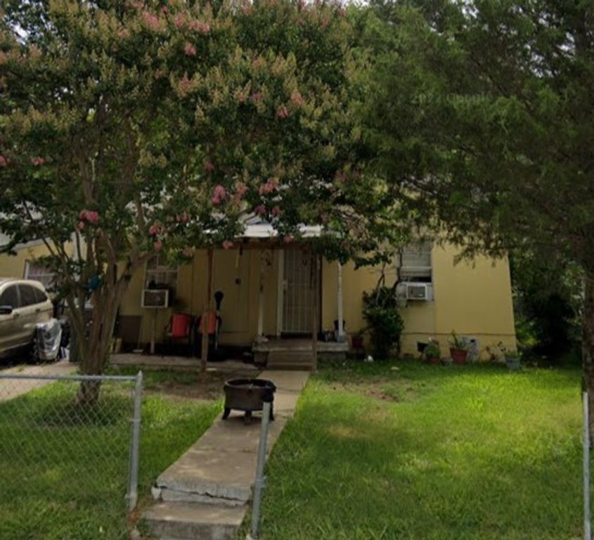 722 Helena Street, Dallas, TX 75217