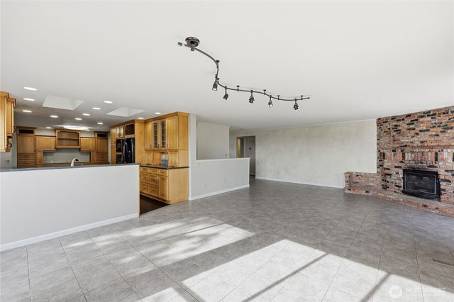 351 Windship Drive, Port Townsend, WA 98368