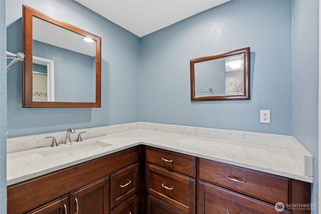 351 Windship Drive, Port Townsend, WA 98368