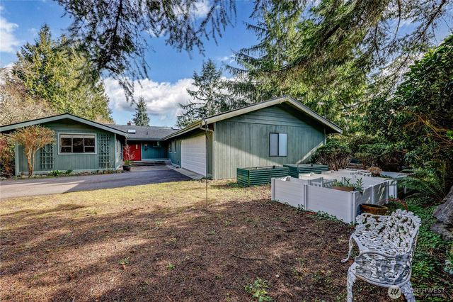 351 Windship Drive, Port Townsend, WA 98368