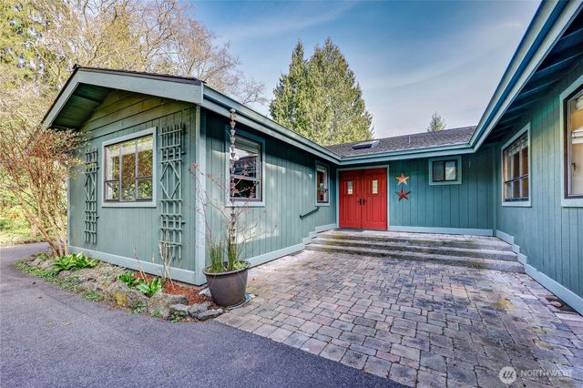 351 Windship Drive, Port Townsend, WA 98368