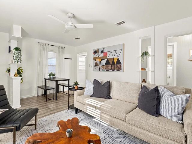 3312 Bengston ST, Austin, TX 78702