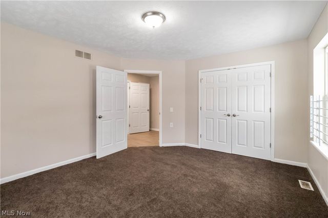 11104 Mount Carmel Road, Cleveland, OH 44104