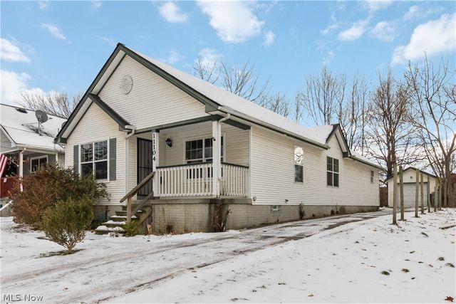 11104 Mount Carmel Road, Cleveland, OH 44104