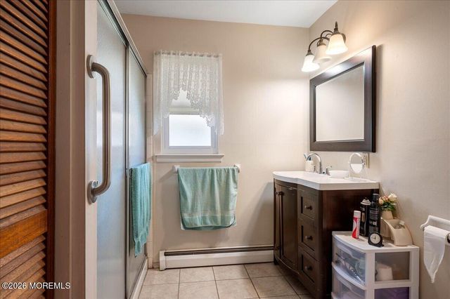 1844 Mount Everest Lane, Toms River, NJ 08753