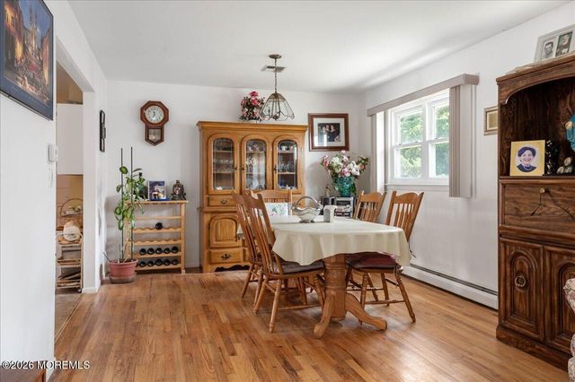 1844 Mount Everest Lane, Toms River, NJ 08753